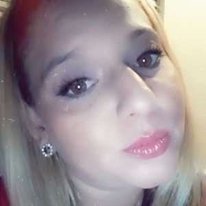 Meet your Posher, Lorraine